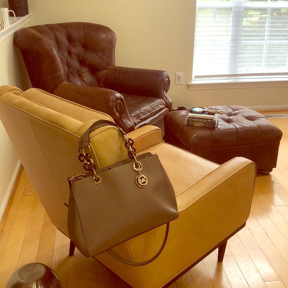 Michael Kors taupe handbag